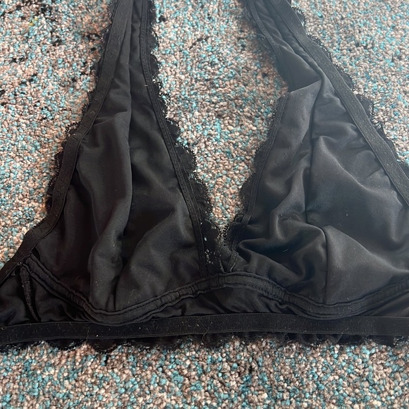 Black Lace Halter Stretchy Unpadded Bralette Bra - Picture 9 of 9